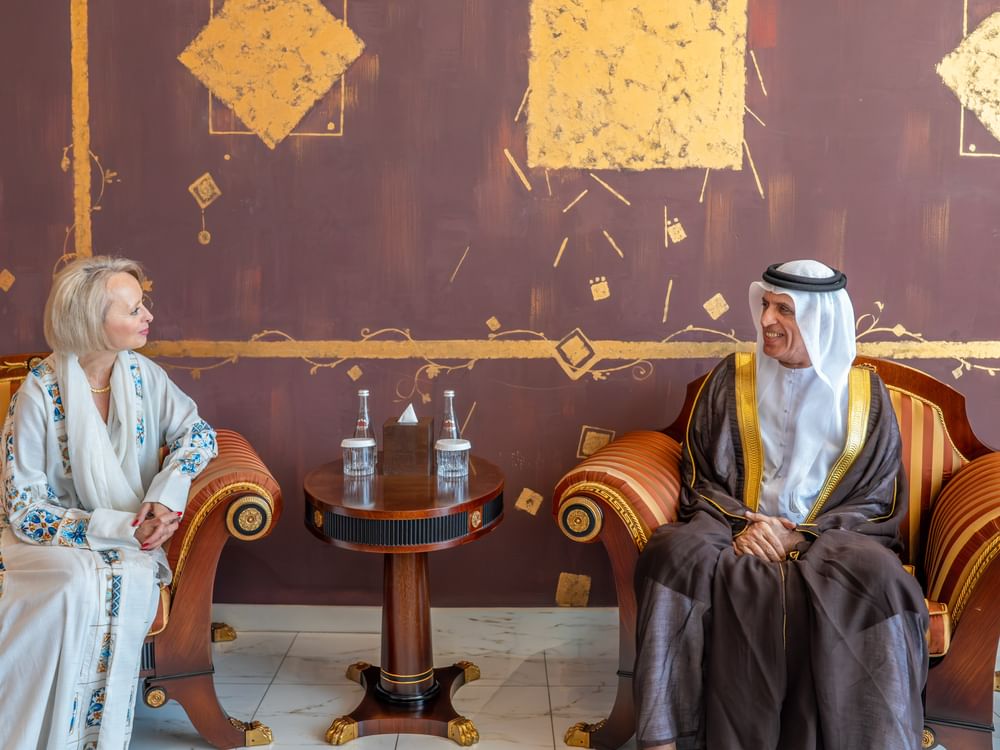 سعود بن صقر يستقبل سفيرة الولايات المتحدة الأمريكية