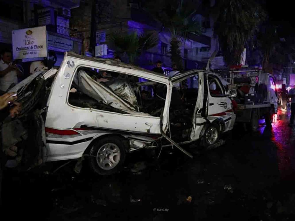 قتيلان و 14 جريحاً بانفجارعبوة داخل حافلة ركاب قرب دمشق