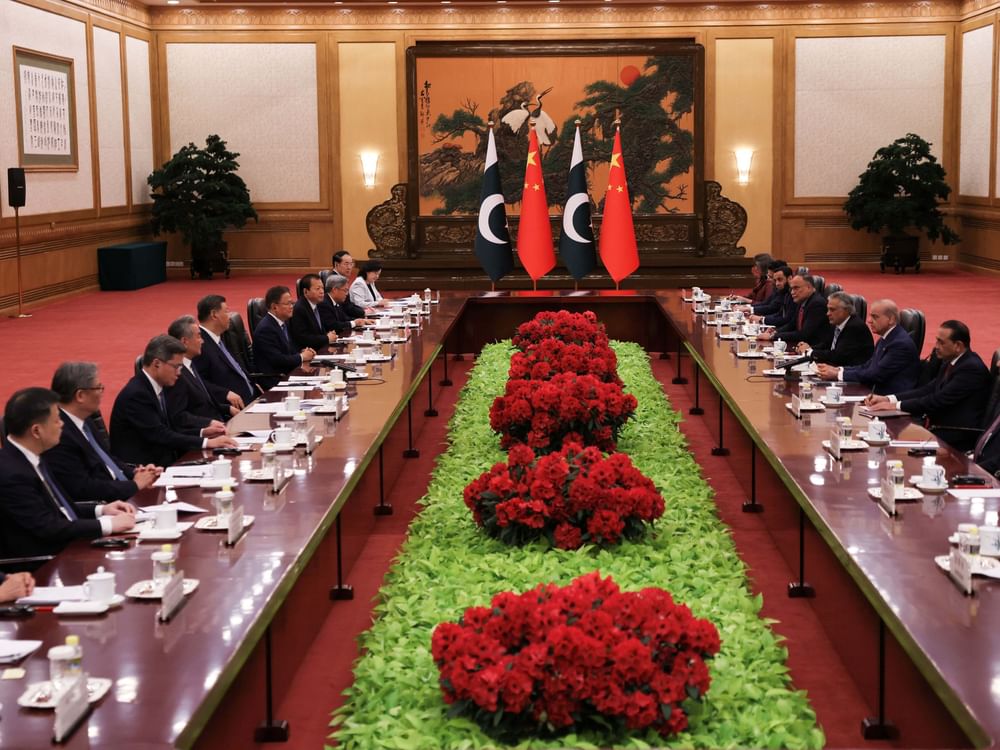 Pakistan, China sign 15 cooperation agreements