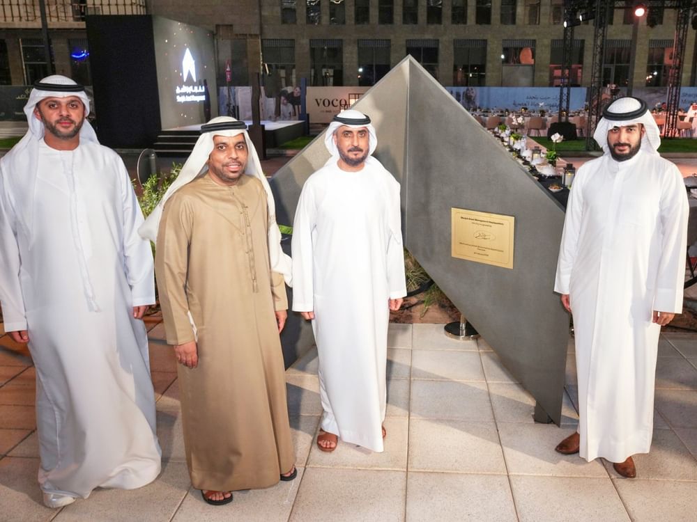 محمد بن سعود القاسمي يفتتح مقر "الشارقة لإدارة الأصول"