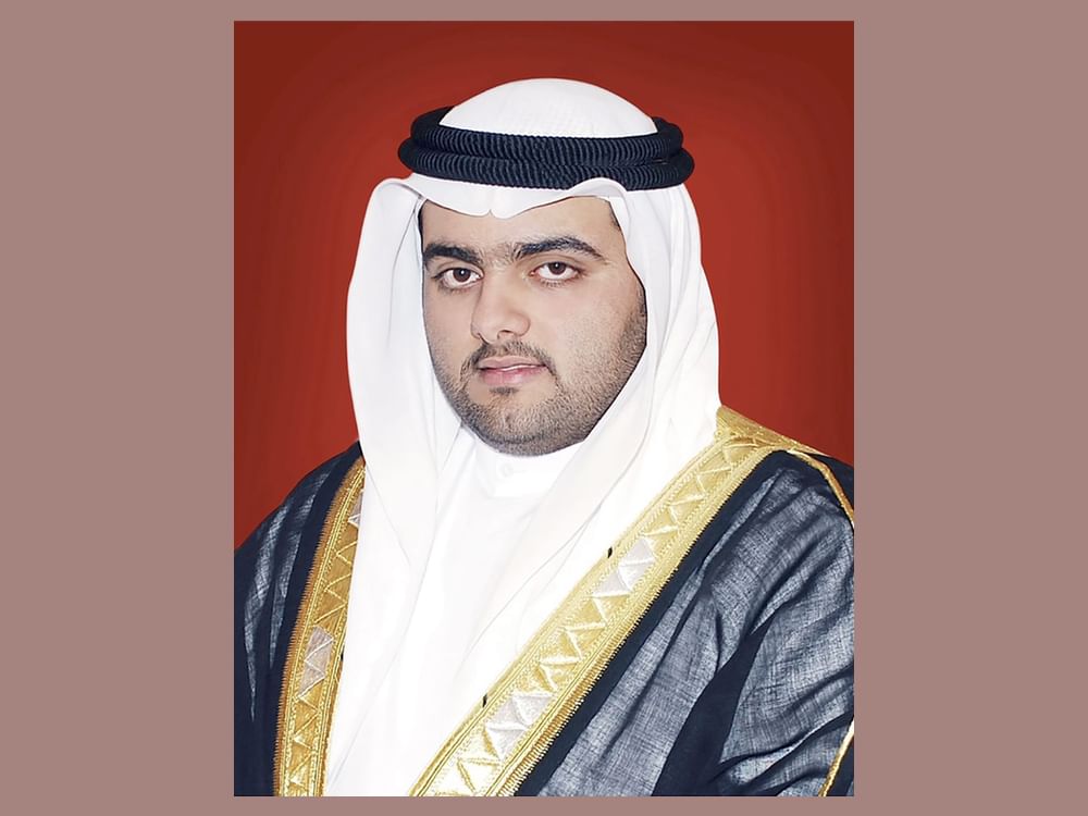 ولي عهد الفجيرة: ذكرى شهداء الإمارات ستظل نبراسًا يضيءُ مسيرة البناء والتقدّم