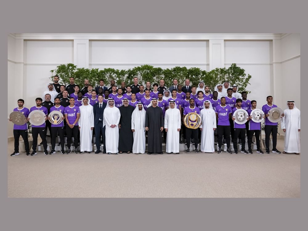 UAE President receives title-winning Al Ain FC team