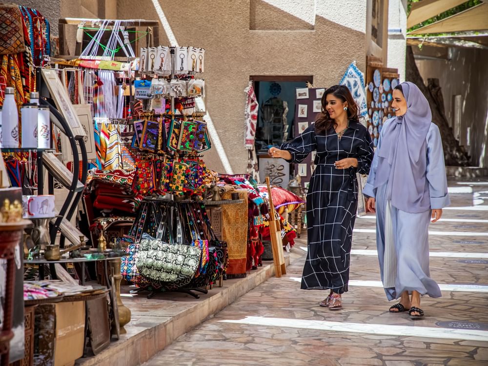 Dubai achieves best ever annual tourism performance with international tourists growing to 17.15 million in 2023