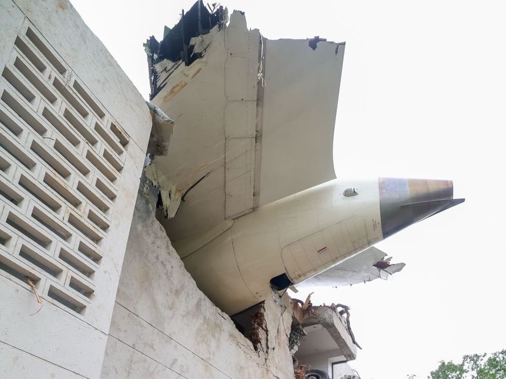 Death toll in India plane crash rises to at least 279