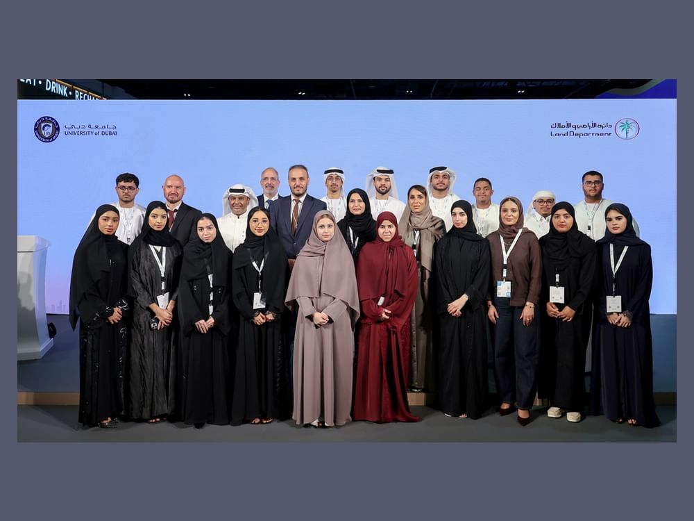 جامعة دبي و"أراضي دبي" تعززان تعاونهما لتطوير منظومة تعليمية ومهنية لتأهيل الكفاءات العقارية