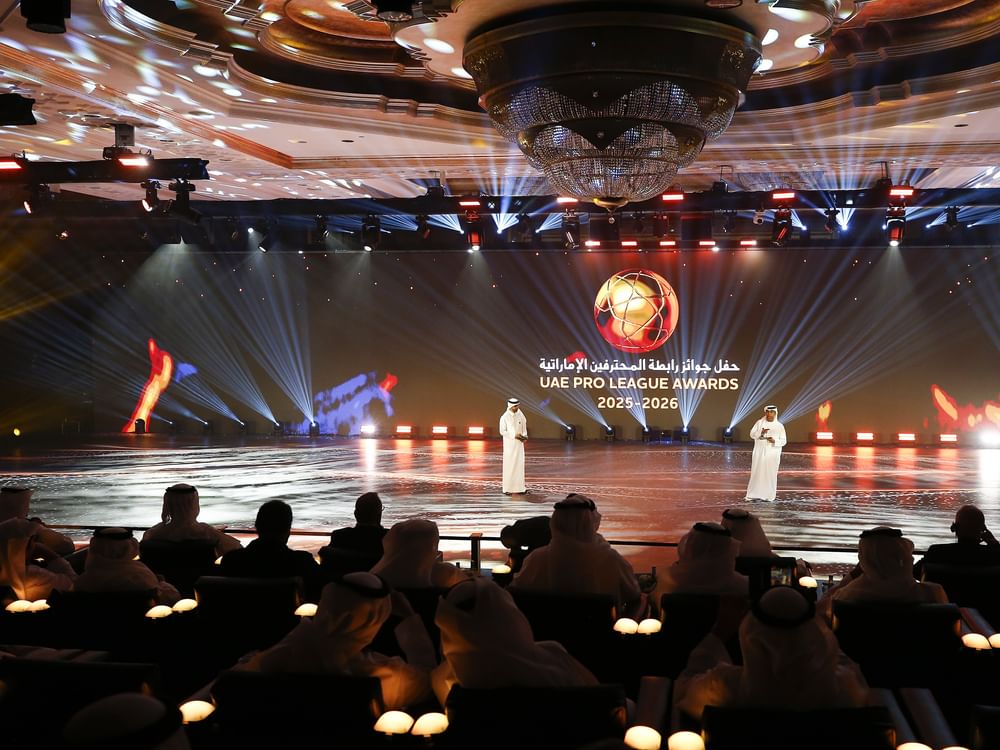 رابطة المحترفين تحتفي بنجوم الموسم والعين يسيطر على الجواىز الفردية