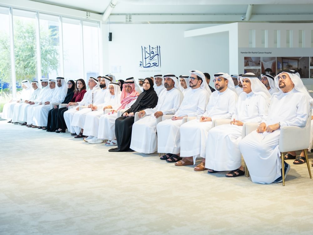 أحمد بن سعيد يكرّم المانحين الداعمين لمشروع بناء مستشفى حمدان بن راشد للسرطان