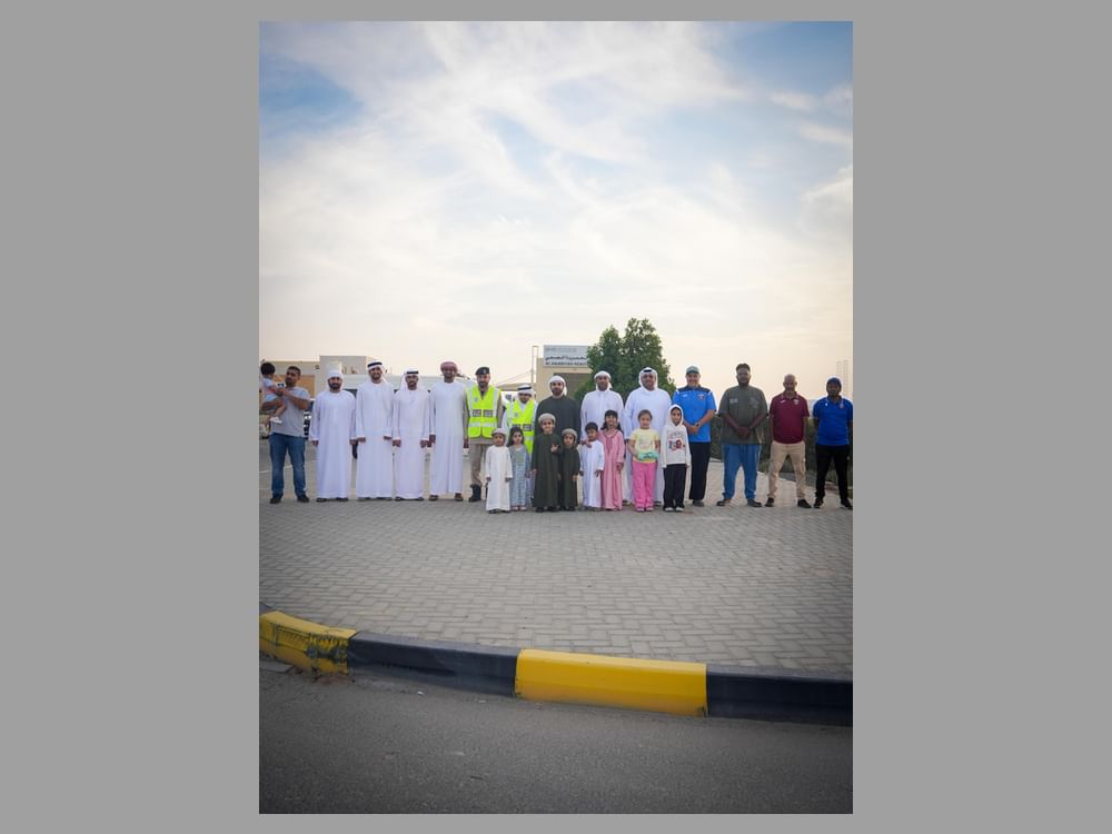 الحمرية تحيي يوم زايد للعمل الإنساني بمبادرات نوعية