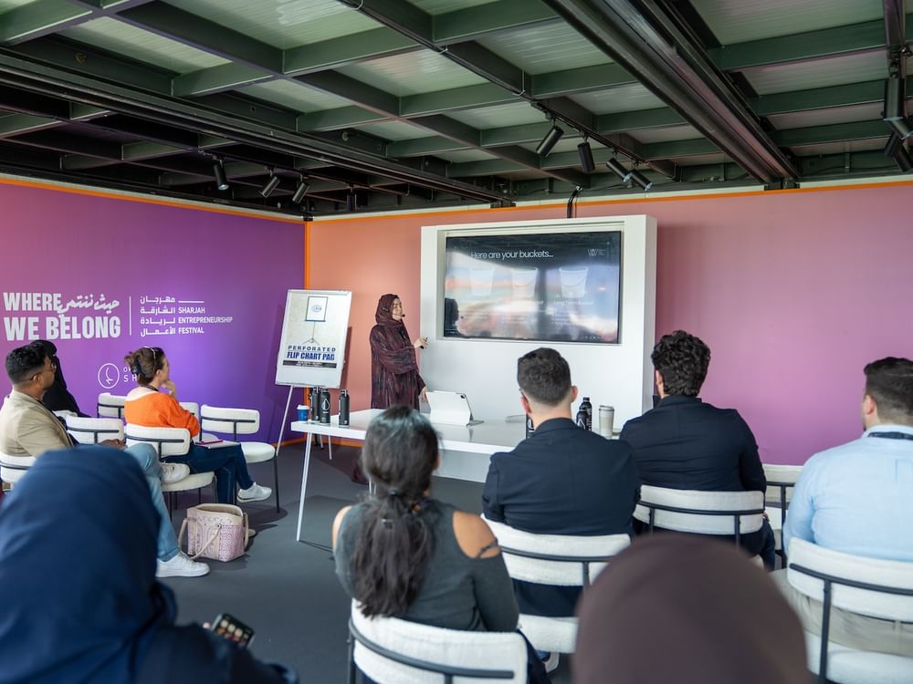 ورش عمل "الشارقة لريادة الأعمال" تمنح المشاركين معارف تطبيقية 