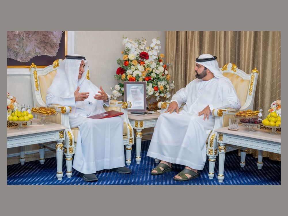 محمد الشرقي يطّلع على الخطة الاستراتيجية والبرامج الأكاديمية لجامعة الفجيرة