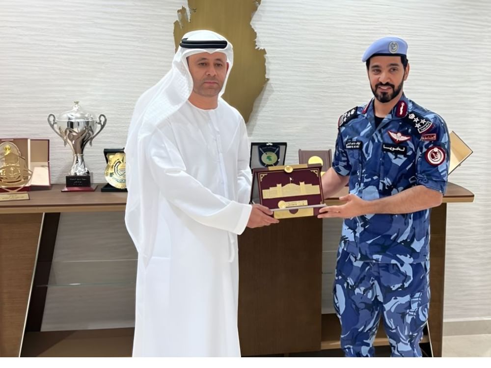 وفد من قيادة الحرس الوطني يزور مركز تنسيق عمليات البحث والإنقاذ في قطر
