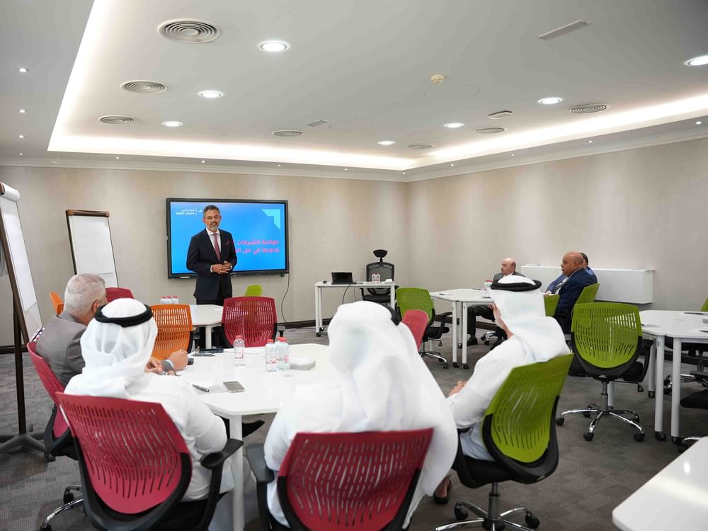 "دبي القضائي" بالتعاون مع غرف دبي ينظم برنامج "مهارات التفاوض وتسوية المنازعات العائلية في توزيع التركات"