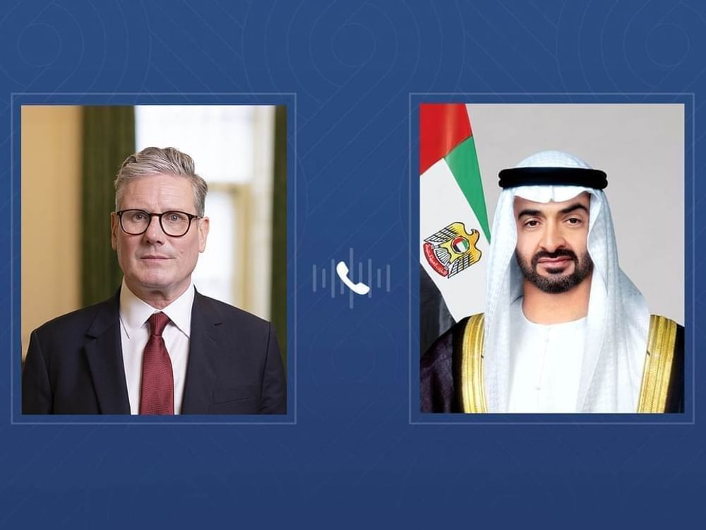 رئيس الدولة ورئيس الوزراء البريطاني يبحثان هاتفيا تداعيات التطورات التي تشهدها المنطقة على الأمن والاستقرار فيها