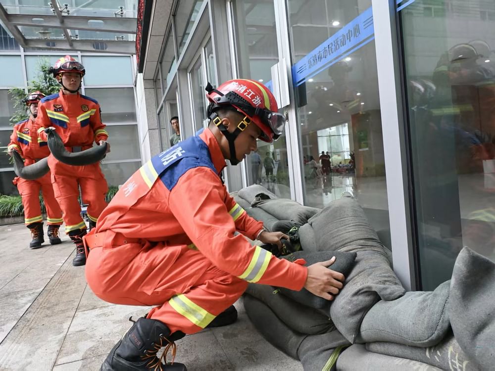 Typhoon Bavi makes landfall in east China