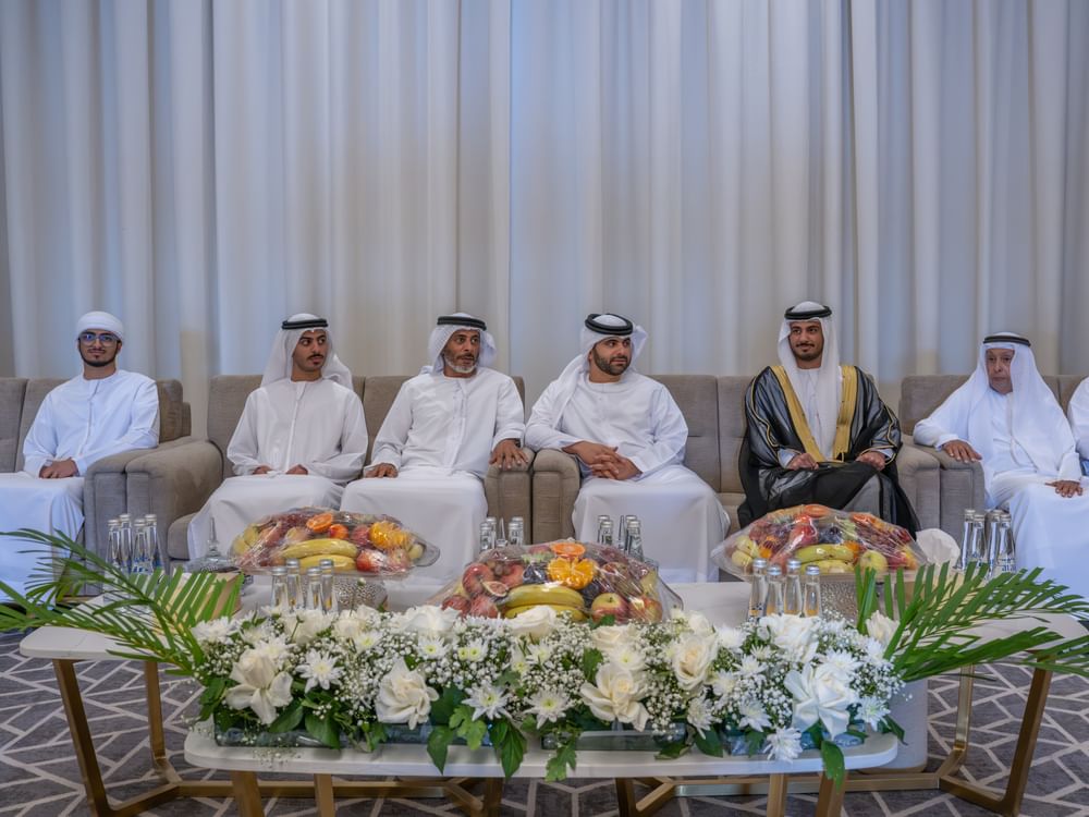 منصور بن محمد يحضر أفراح المهيري وآل علي