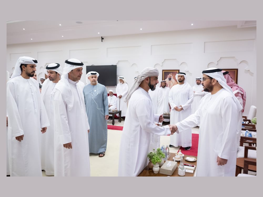 حمدان بن زايد يستقبل المهنئين بمناسبة شهر رمضان المبارك