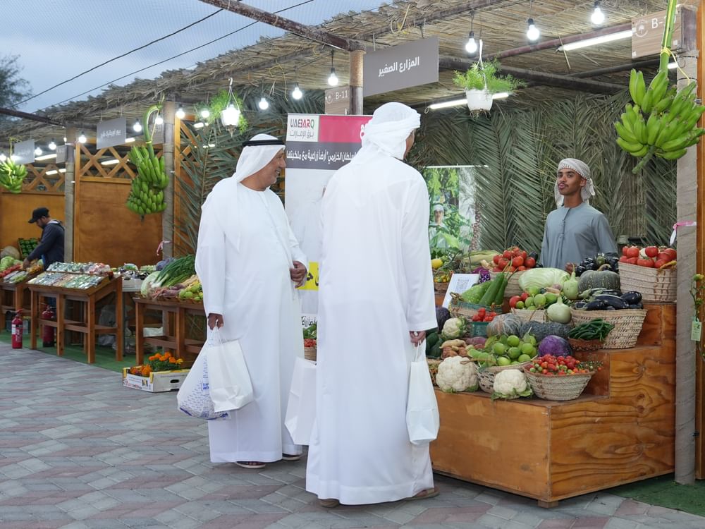  انطلاق فعاليات "سوق المزارعين" ضمن مهرجان "أجواء قدفع" بالفجيرة