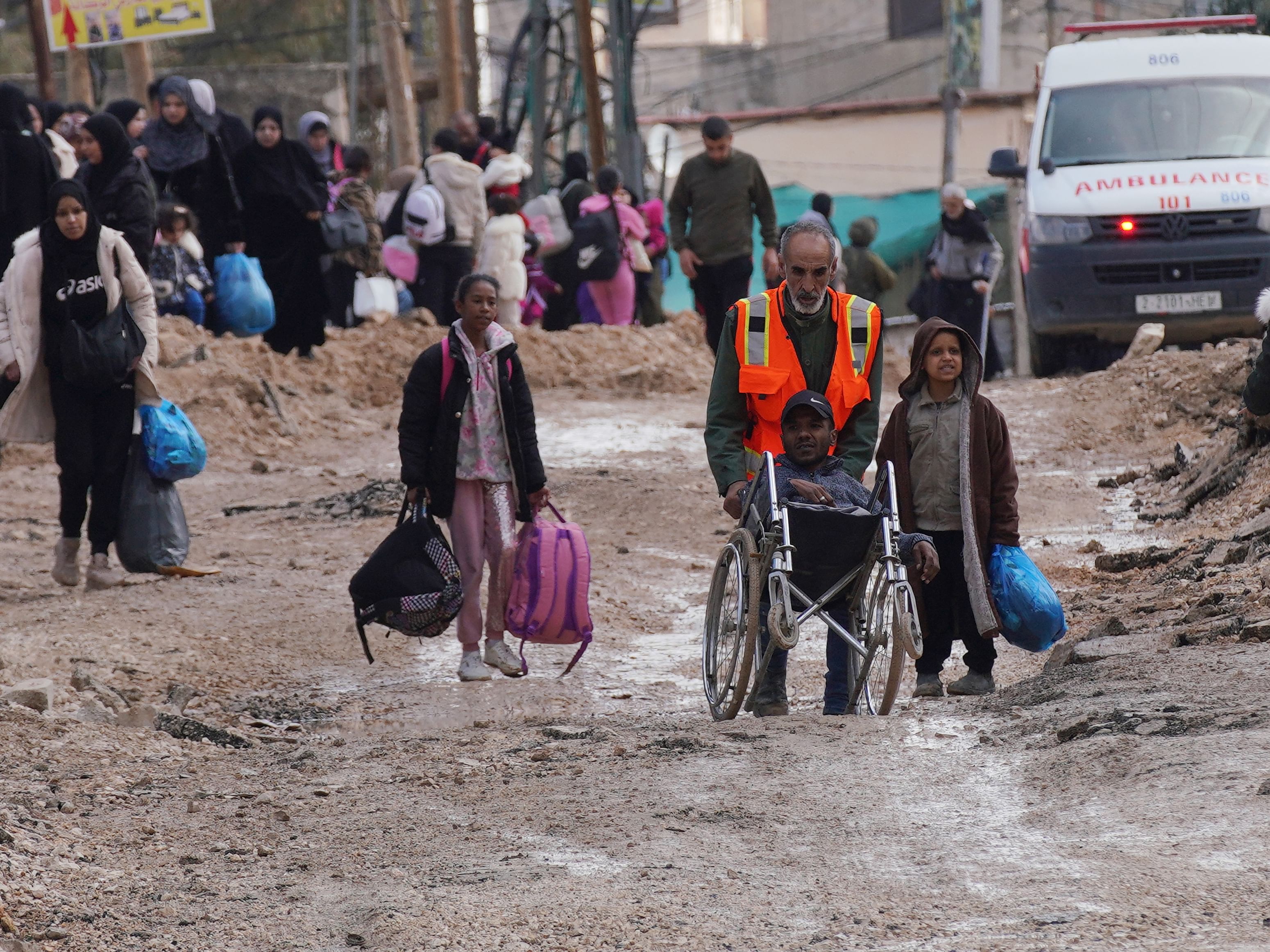 3000 عائلة فلسطينية تنزح من مدينة جنين جراء العدوان الإسرائيلي