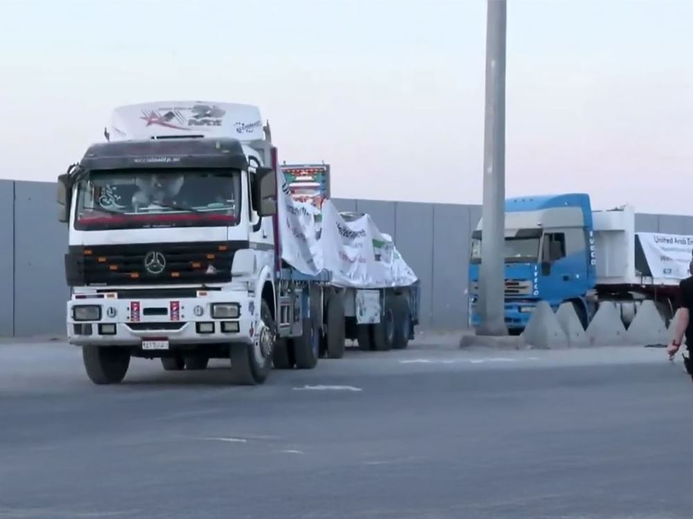 Aid trucks begin moving from Rafah Crossing toward Gaza
