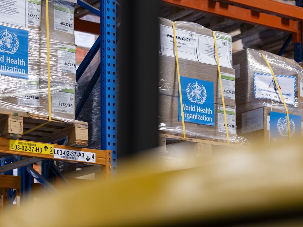Dubai Humanitarian airlifts critical medical supplies with WHO to support efforts to combat Ebola in Democratic Republic of the Congo