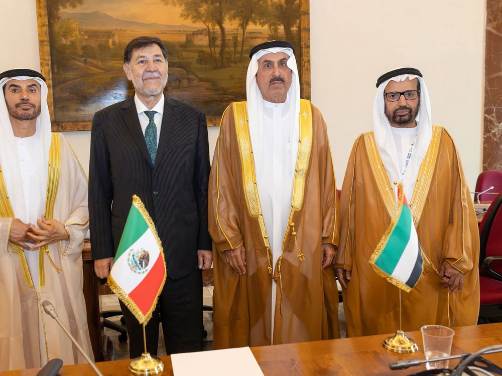 صقر غباش يبحث تعزيز العلاقات البرلمانية مع رئيس مجلس الشيوخ المكسيكي
