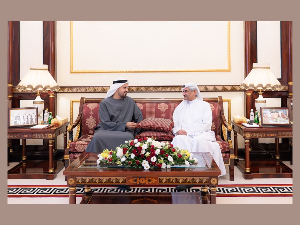 Fujairah Ruler meets Theyab bin Mohamed, underscores UAE development vision