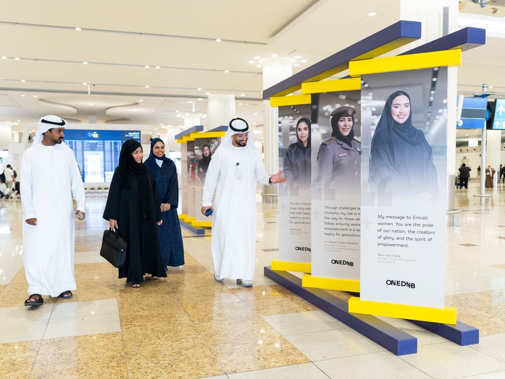 مطار دبي الدولي يروي قصص نجاح المرأة الإماراتية في قطاع الطيران