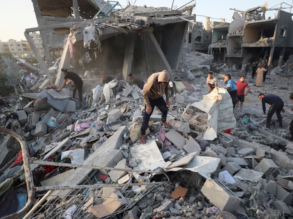 استشهاد 65 فلسطينا في قصف إسرائيلي على غزة فجر اليوم