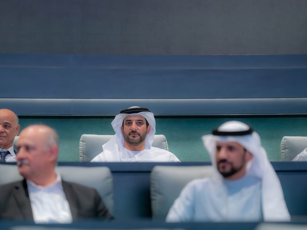 سلطان بن أحمد القاسمي يشهد ورشة أنظمة الإدارة الحديثة