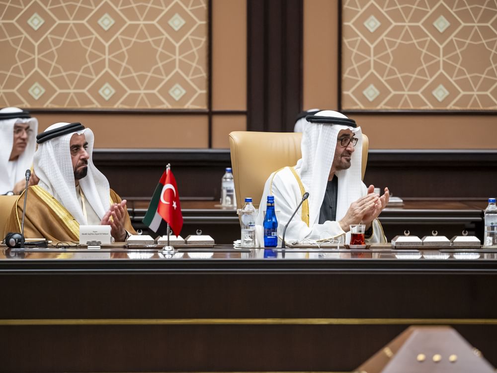 رئيس الدولة والرئيس التركي يشهدان تبادل عدد من الاتفاقيات ومذكرات التفاهم بين البلدين