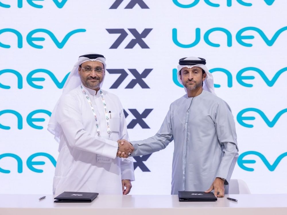 "سفن إكس" و"UAEV" تتعاونان لتعزيز البنية التحتية للتنقل المستدام
