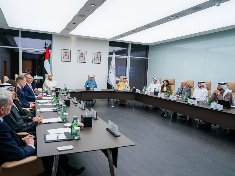 Abdullah bin Zayed chairs Anwar Gargash Diplomatic Academy Board of Trustees meeting