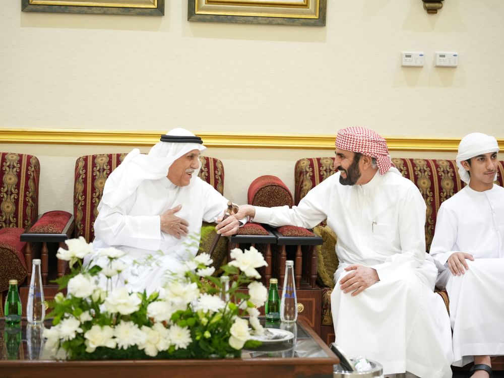 طالب بن صقر يتبادل التهاني مع فايز القاسمي والمهنئين بشهر رمضان المبارك