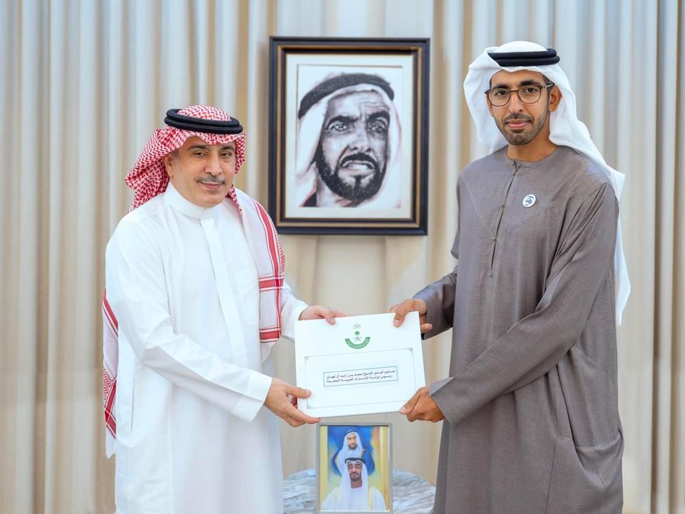 رئيس الدولة يتلقى رسالة خطية من ولي عهد السعودية تضمنت دعوة لمشاركة الإمارات في معرض إكسبو الرياض 2030.