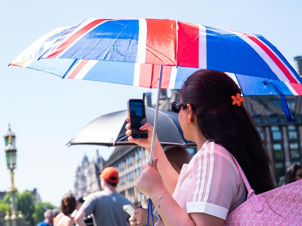 Hottest May day on record in UK as temperatures pass 34C