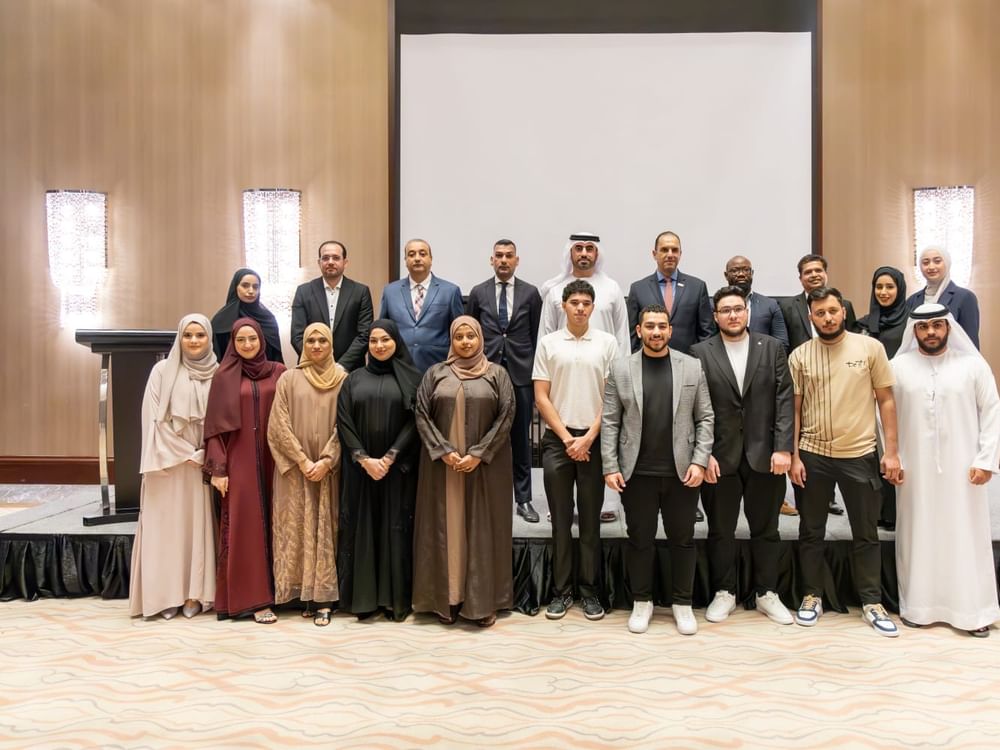 "مالية عجمان" تكرم الفائزين بجائزة "أفضل ورقة بحثية في الاستدامة المالية"
