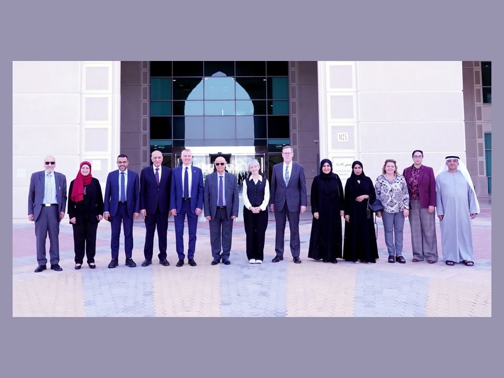 جامعتا الشارقة وليفربول تعززان التعاون الأكاديمي والبحثي