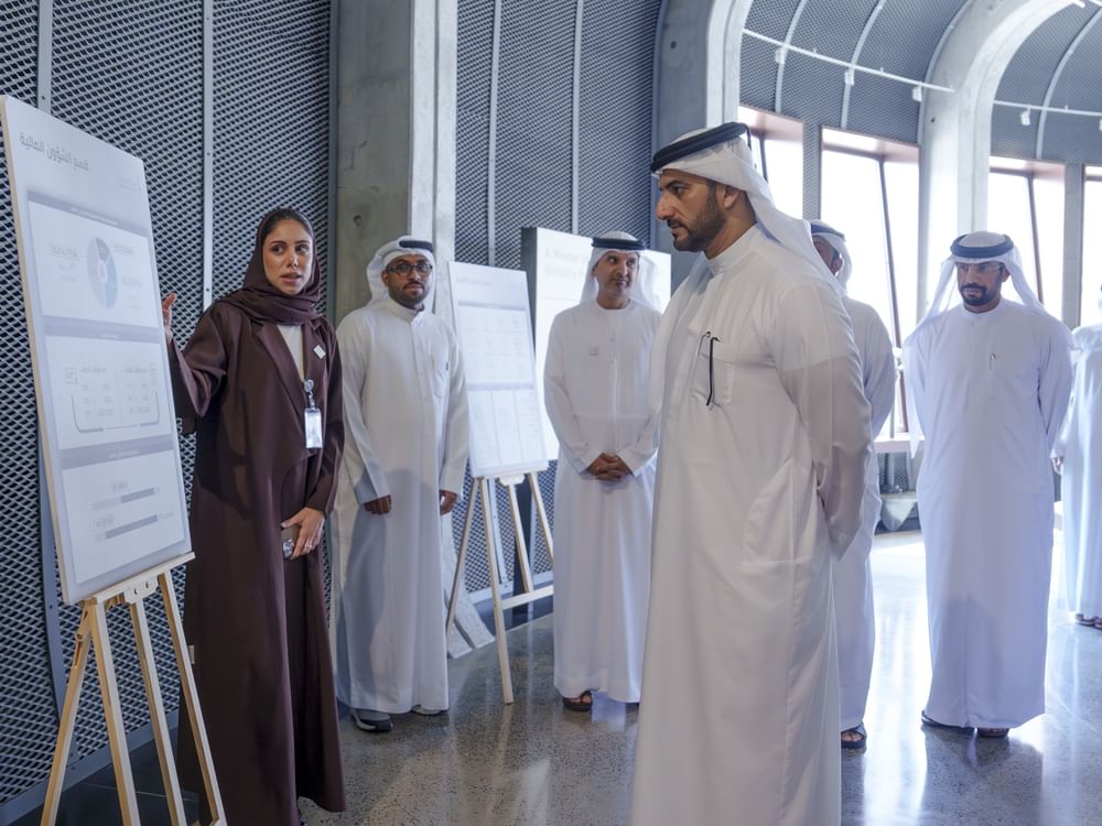 سلطان بن أحمد القاسمي يترأس اجتماع مجلس الشارقة للإعلام بحديقة بحيص الجيولوجية