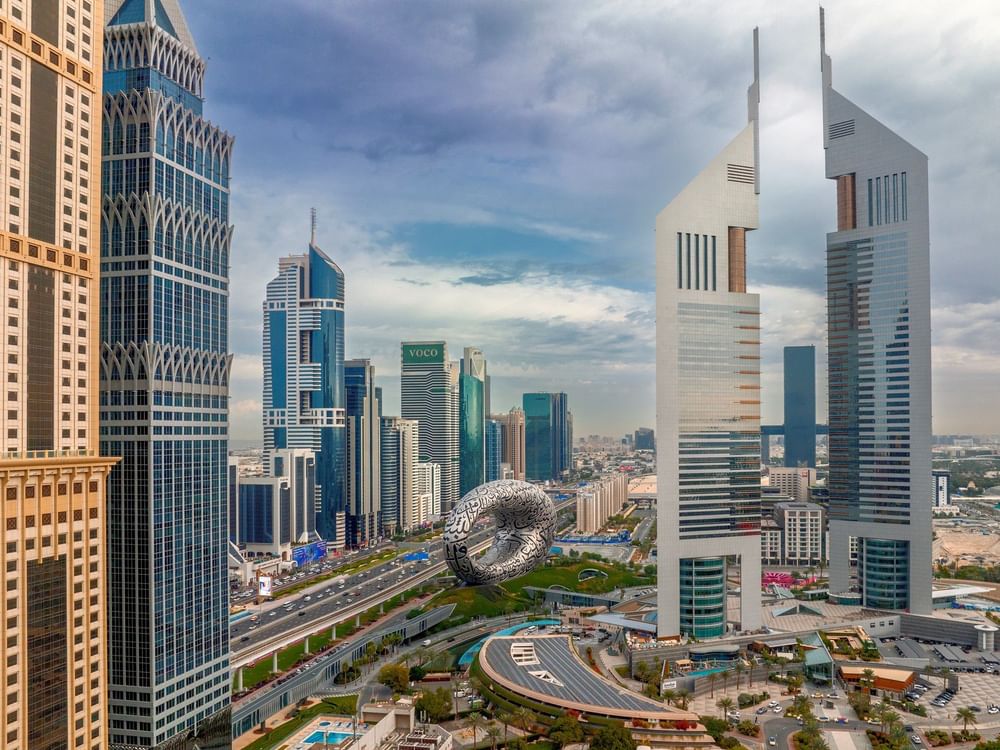 دبي تطلق "تصريح مزاولة النشاط التجاري في البر الرئيسي لشركات المناطق الحرة"