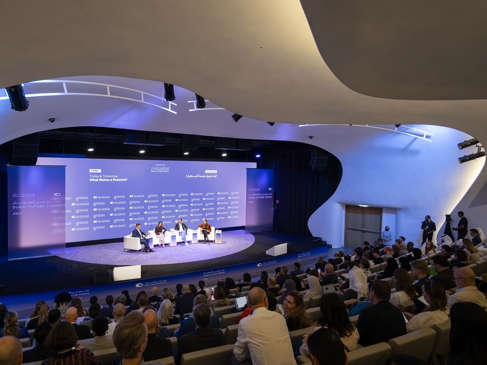 منتدى دبي للمستقبل 2025 يستضيف 2500 خبير ومتخصص من حول العالم 