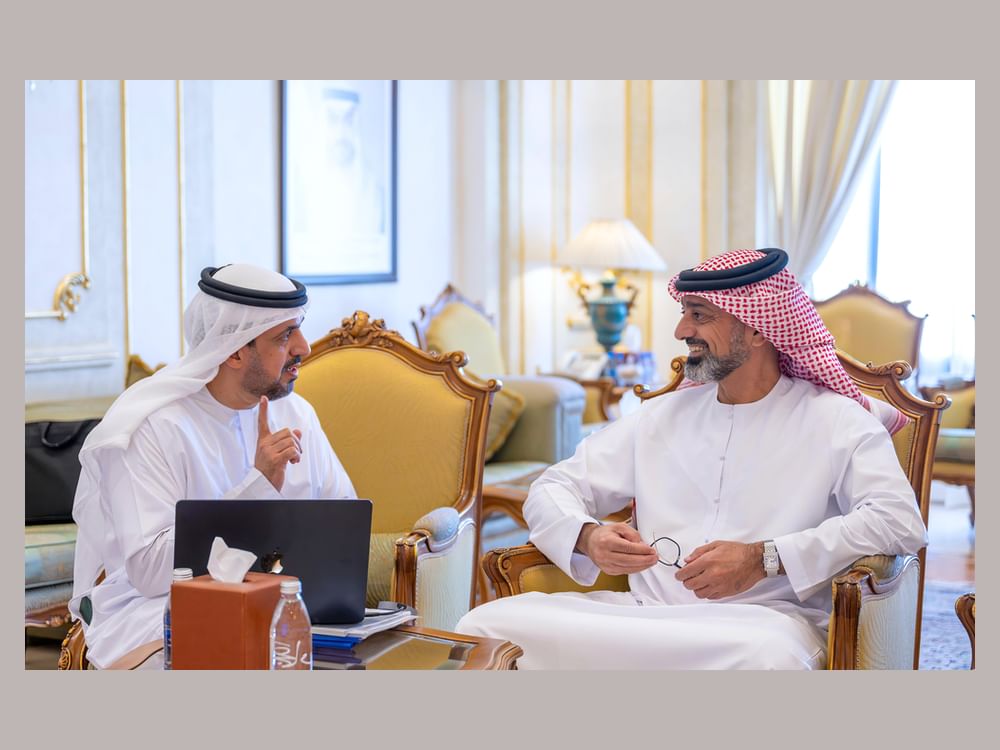 عمار بن حميد يطلع على تقرير التركيبة السكانية ويؤكد أهمية البيانات في دعم مستهدفات "رؤية عجمان 2030"