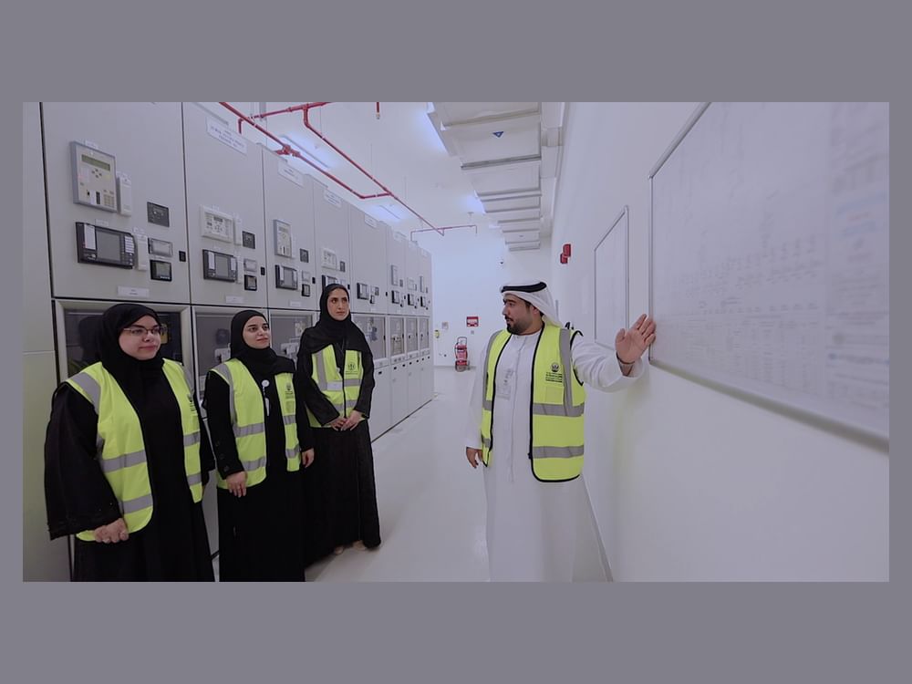 كهرباء الشارقة تبدأ تشغيل محطة جديدة لنقل الطاقة بمنطقة مويلح
