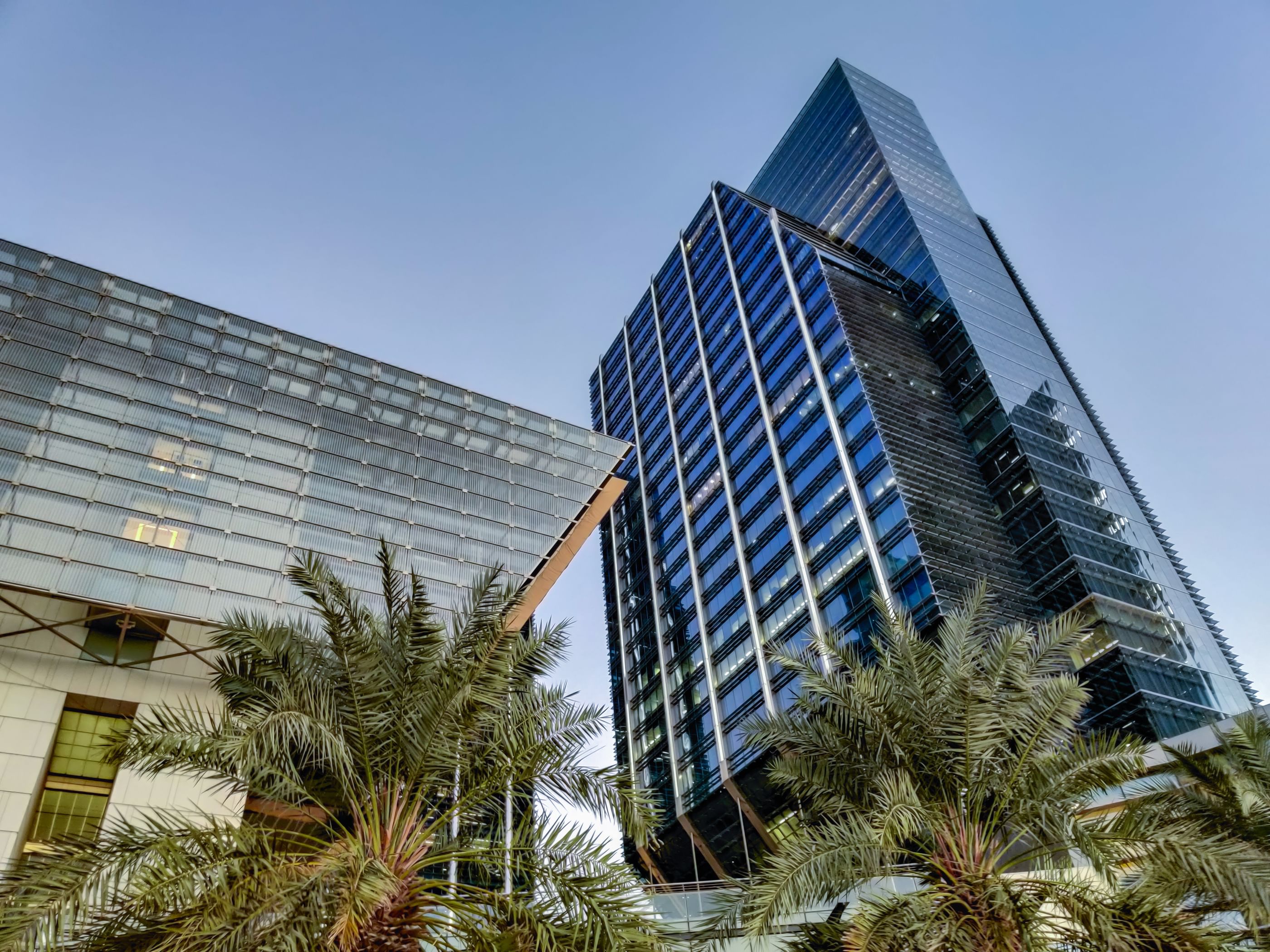 IHC launches global reinsurance platform based in ADGM with strategic partner BlackRock