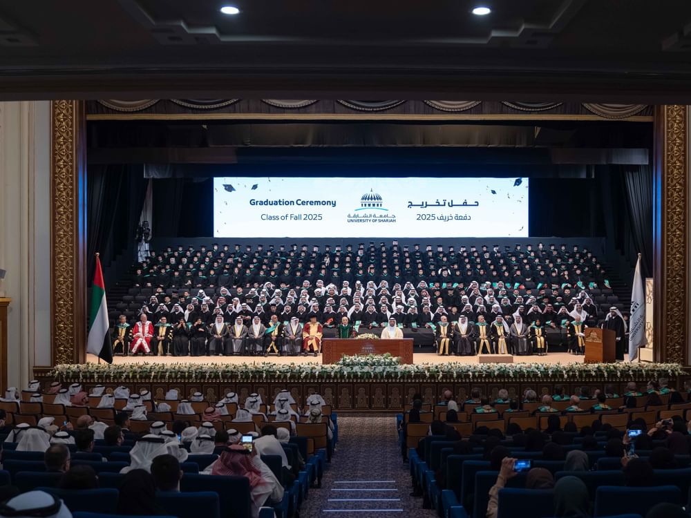 Sultan bin Ahmed attends graduation of UOS postgraduate students