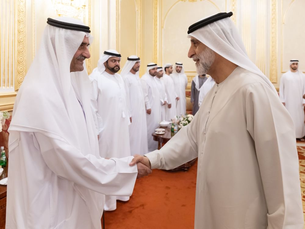 حمد الشرقي يواصل استقبال المهنئين بشهر رمضان بحضور ولي عهد الفجيرة