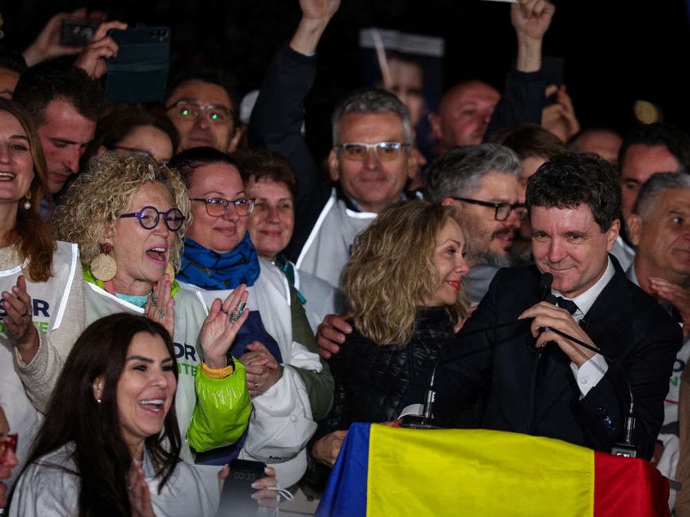 Bucharest Mayor wins Romanian presidential election
