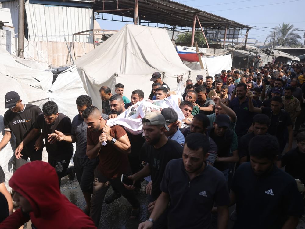 16 شهيدا في غزة .. وصعوبات معقدة في المفاوضات بسبب الخريطة الإسرائيلية