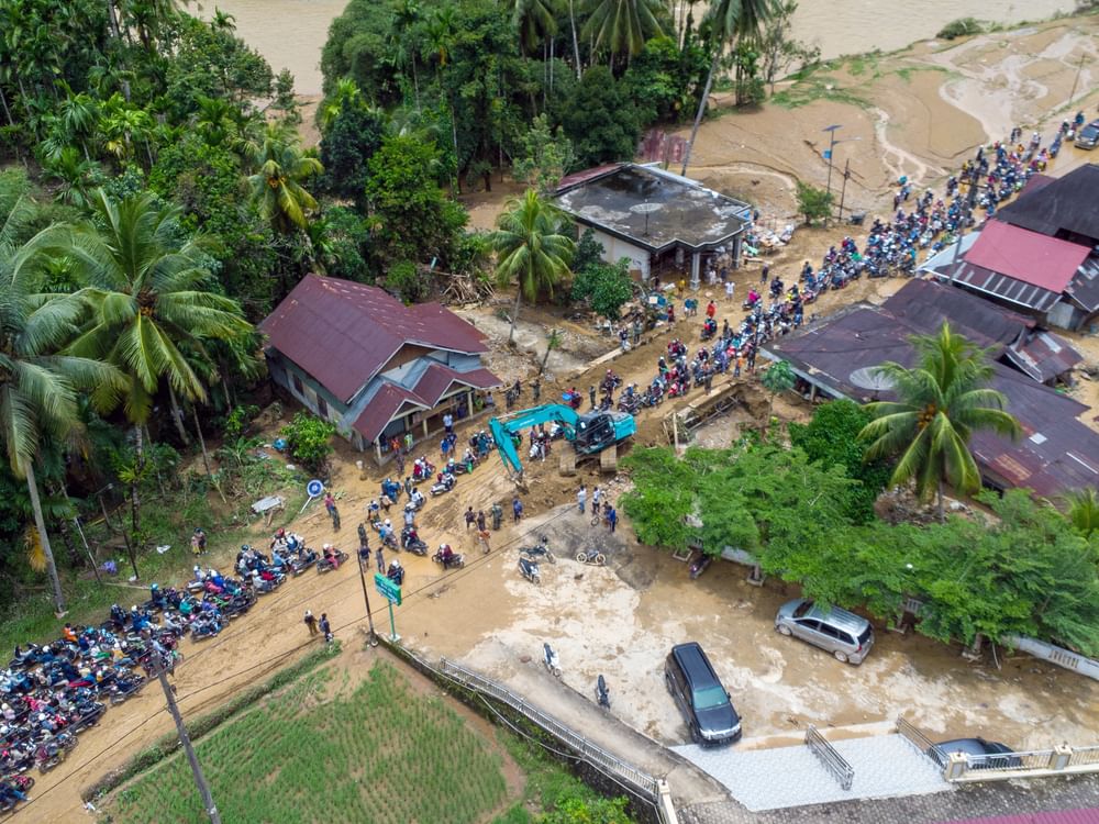 10 Dead, 46,000 Displaced As Landslides, Flash Floods Hit Indonesia’s ...