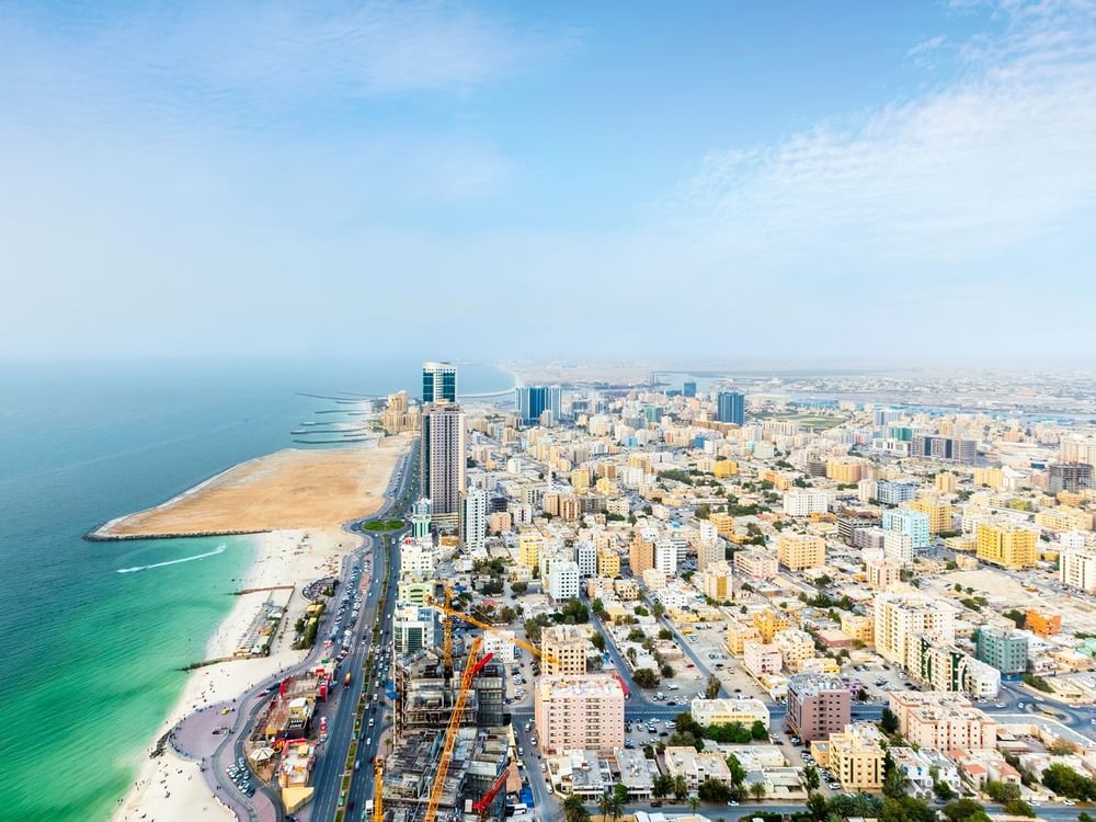 Transações imobiliárias em Ajman superam AED 5,55 bilhões no 1º trimestre de 2025