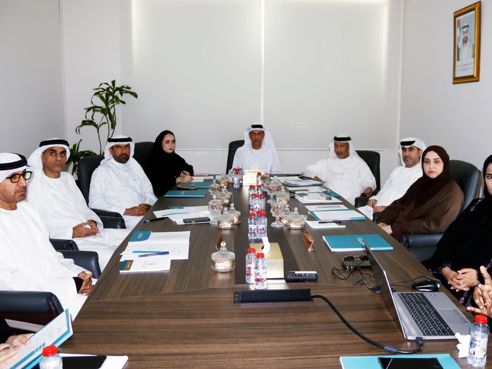 مجلس إدارة "الإمارات الخيرية" يعيد تشكيل اللجان ويوزع المسؤوليات القيادية